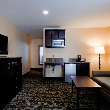 Holiday Inn Express Hotel & Suites Woodland Hills By Ihg Los Angeles Exterior foto