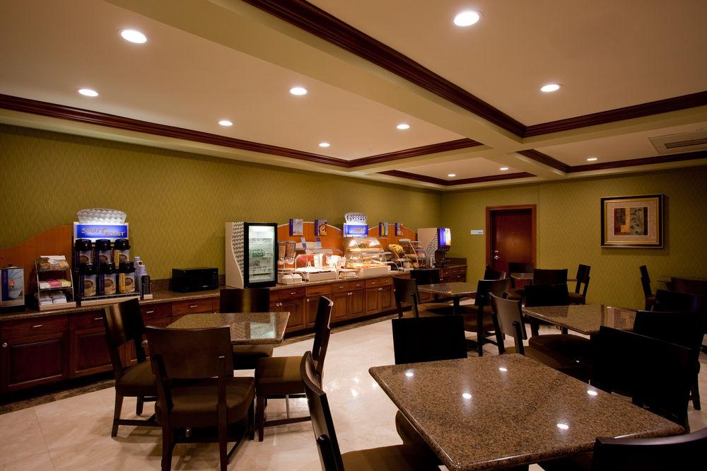 Holiday Inn Express Hotel & Suites Woodland Hills By Ihg Los Angeles Exterior foto