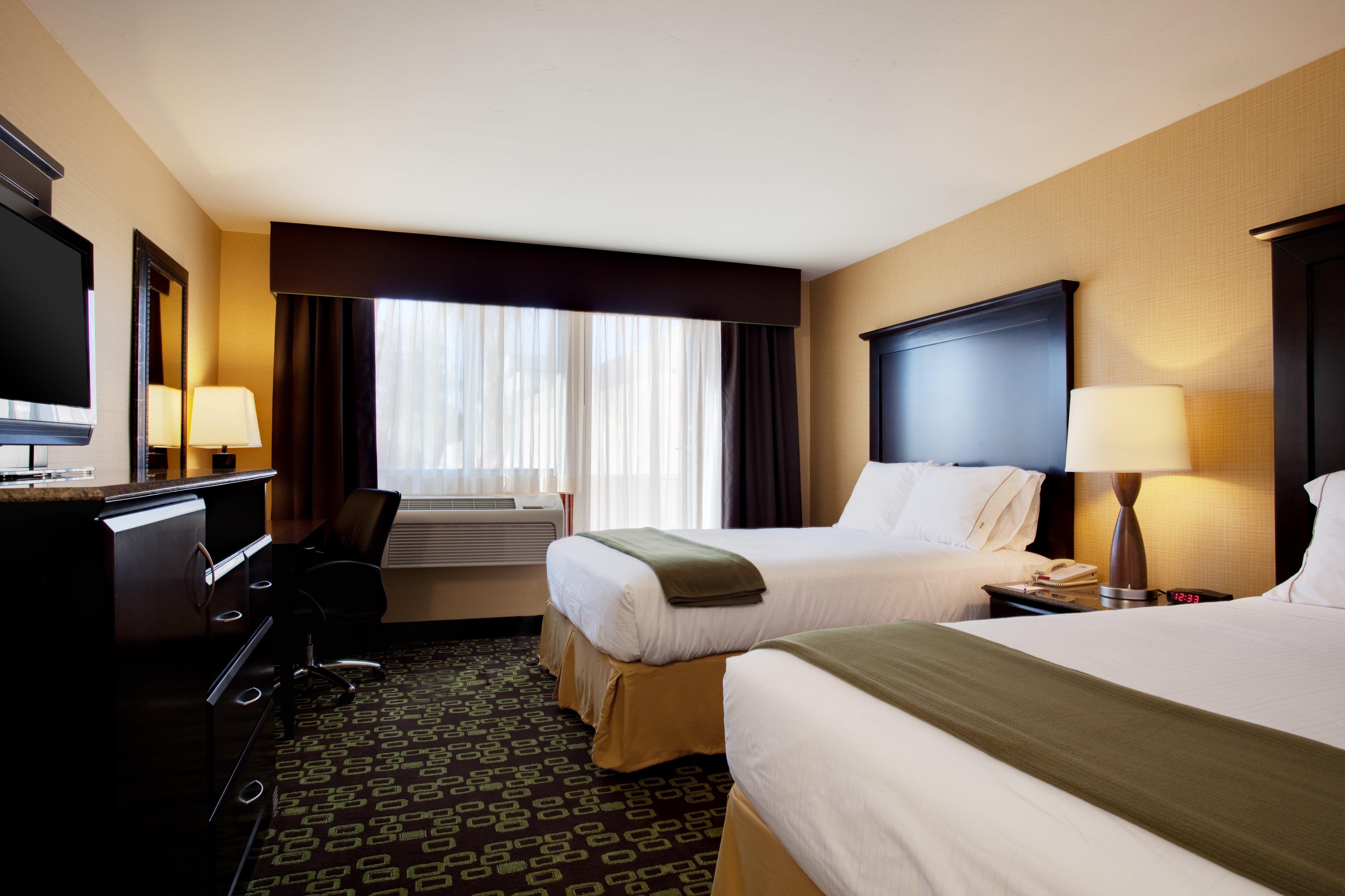 Holiday Inn Express Hotel & Suites Woodland Hills By Ihg Los Angeles Exterior foto